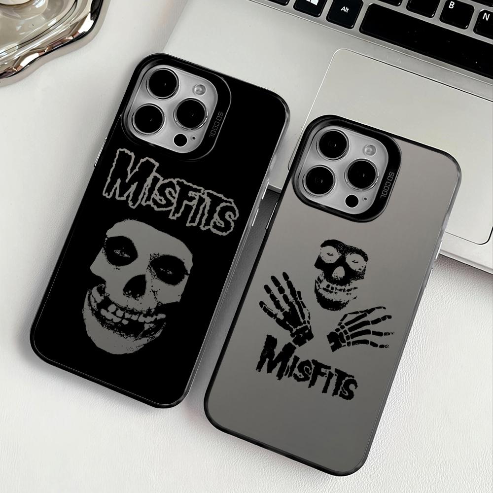 Phone Cases Iphone 17 - Чехол Misfits для iPhone 17 16